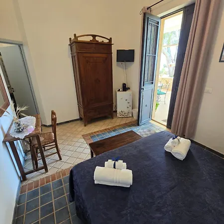 Casa Cavarra