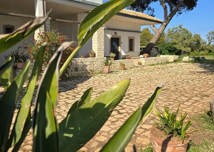 Frühstückspension Casa Cavarra 3*
