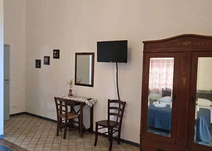 Casa Cavarra 3*